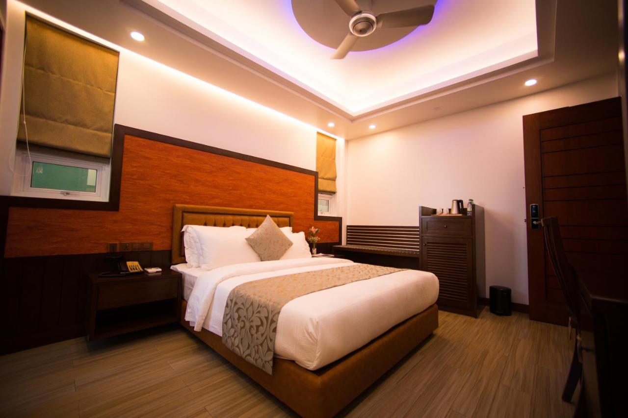 Osmium Hotel Hulhumale Exterior foto