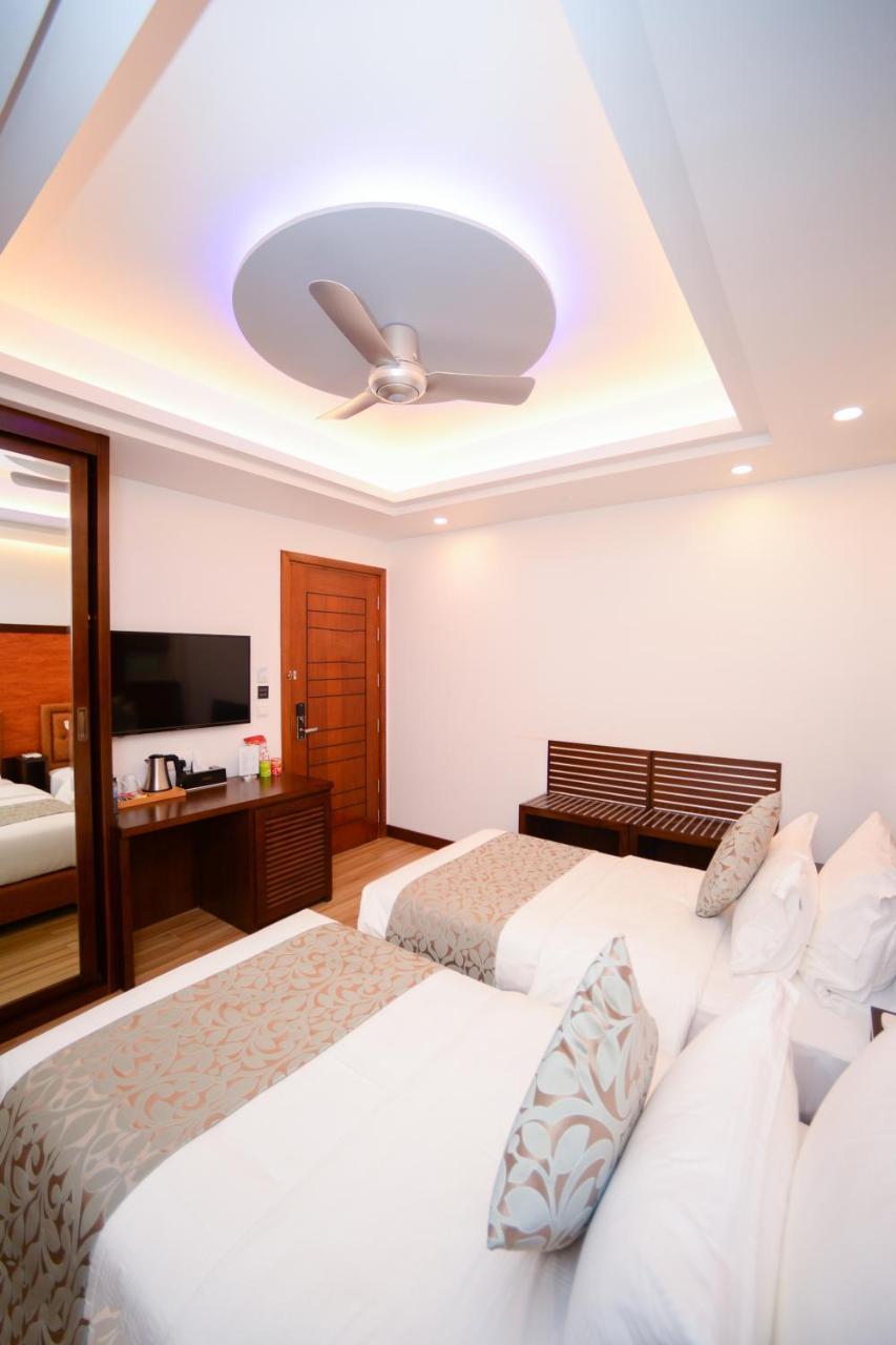 Osmium Hotel Hulhumale Exterior foto