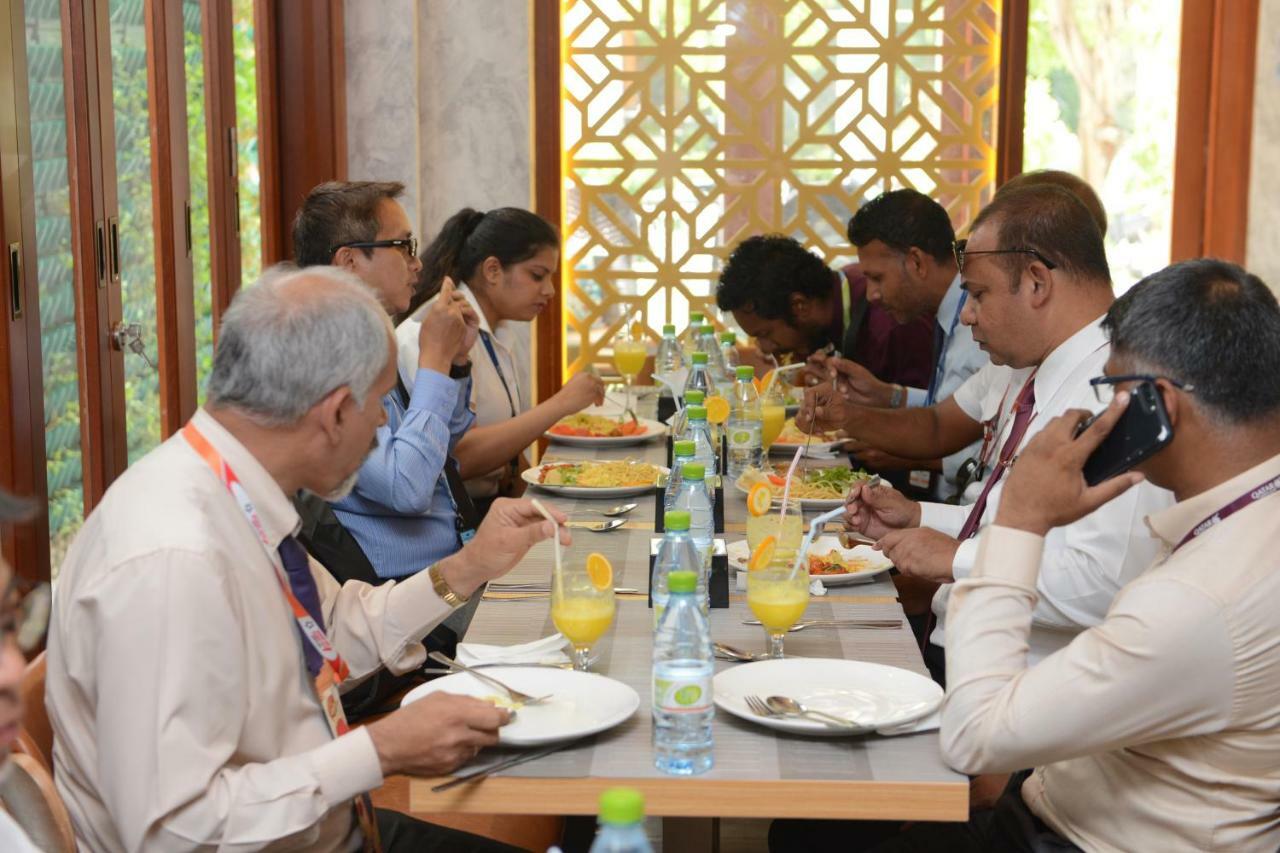 Osmium Hotel Hulhumale Exterior foto